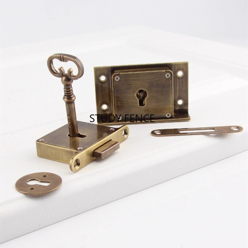 1PC Antique Metal Drawer Lock  - Furniture Hardware Accessories recension och pris