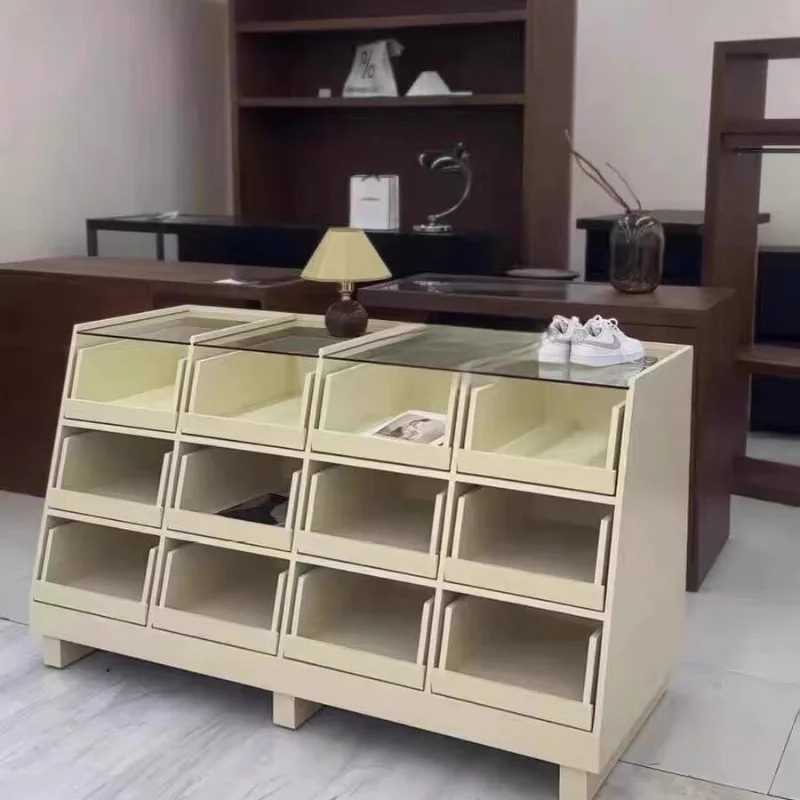 Children's Clothing Store Naka - Furniture Hardware Store recension och pris